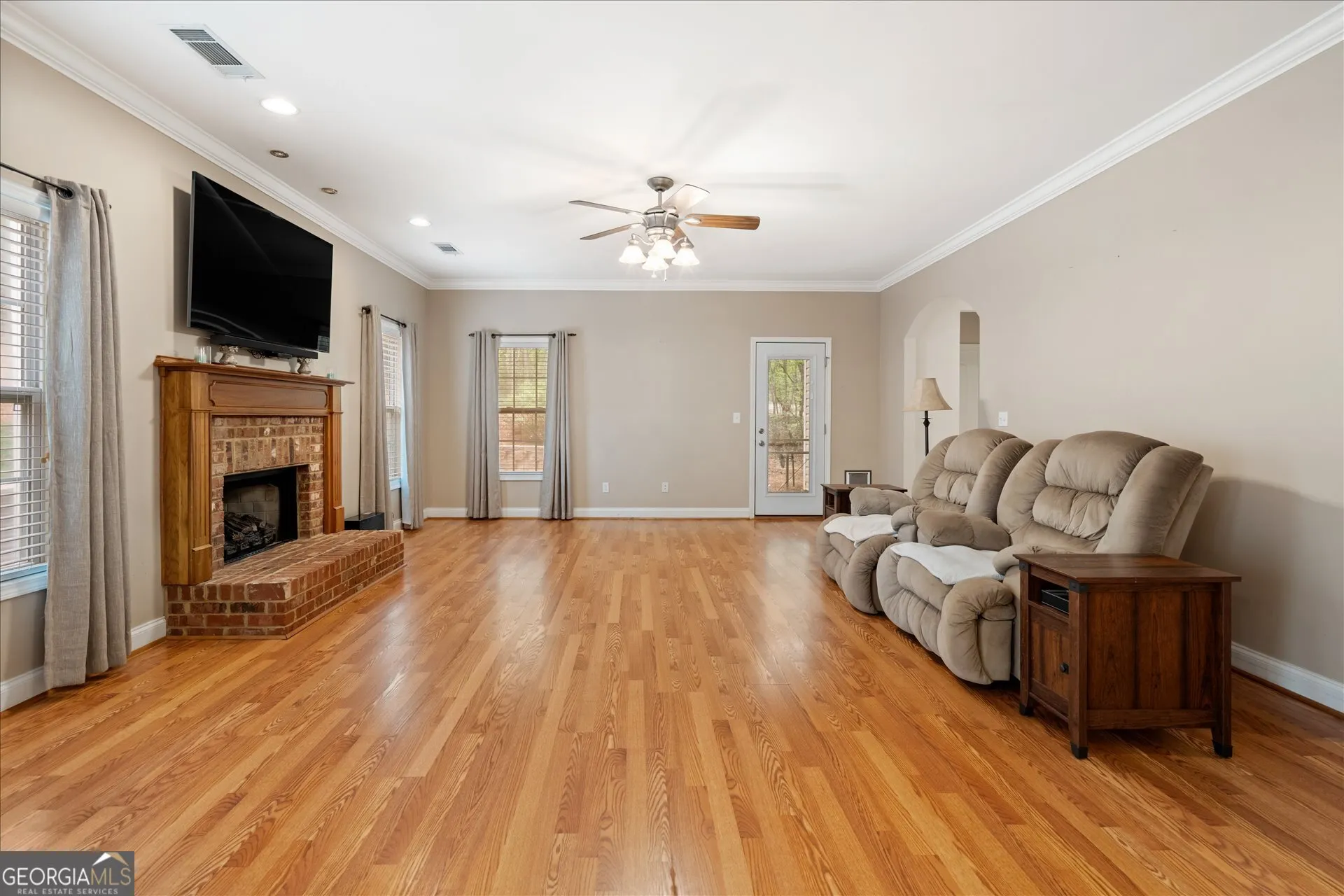 10212 Tall Pine Pl — photo 9 of 75