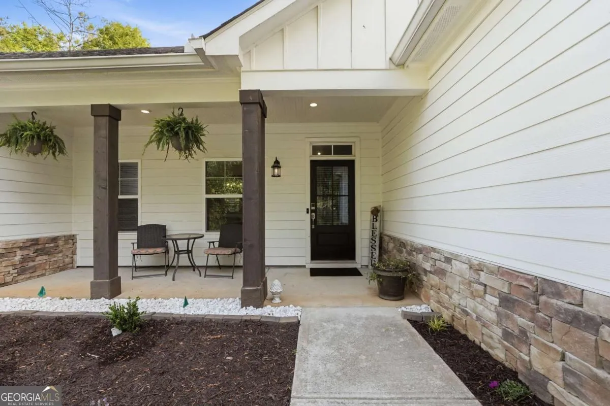 186 Chester Harris Dr — photo 13 of 32