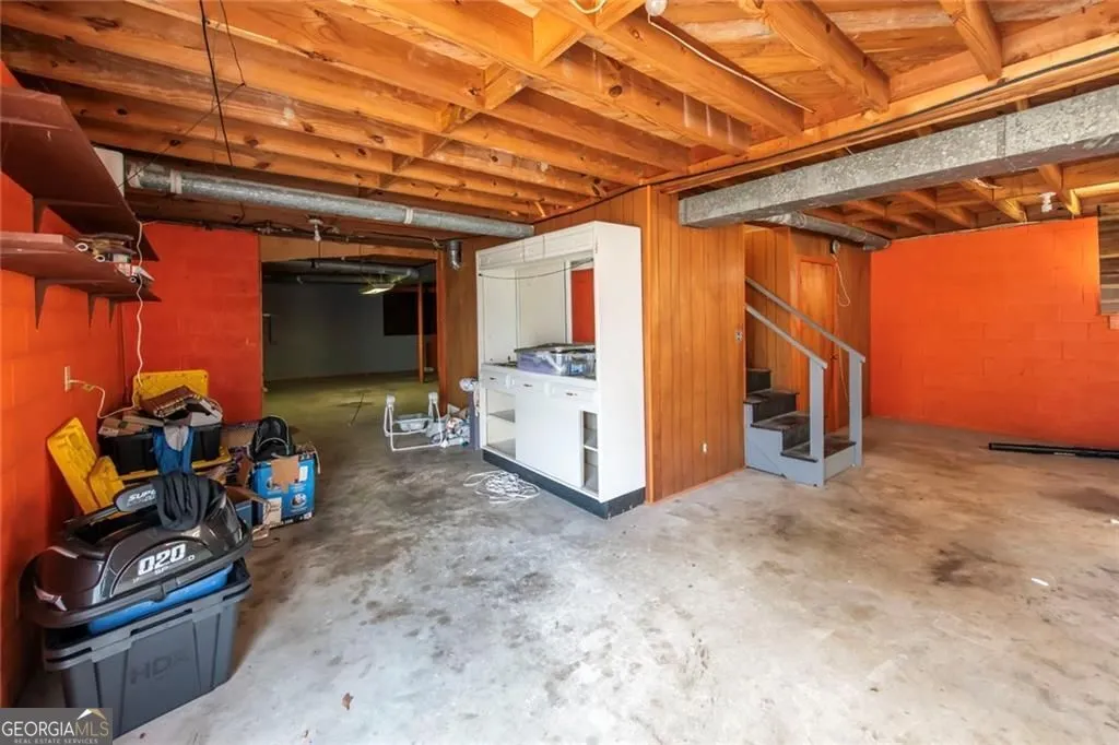 850 Briarwood Trl — photo 17 of 36