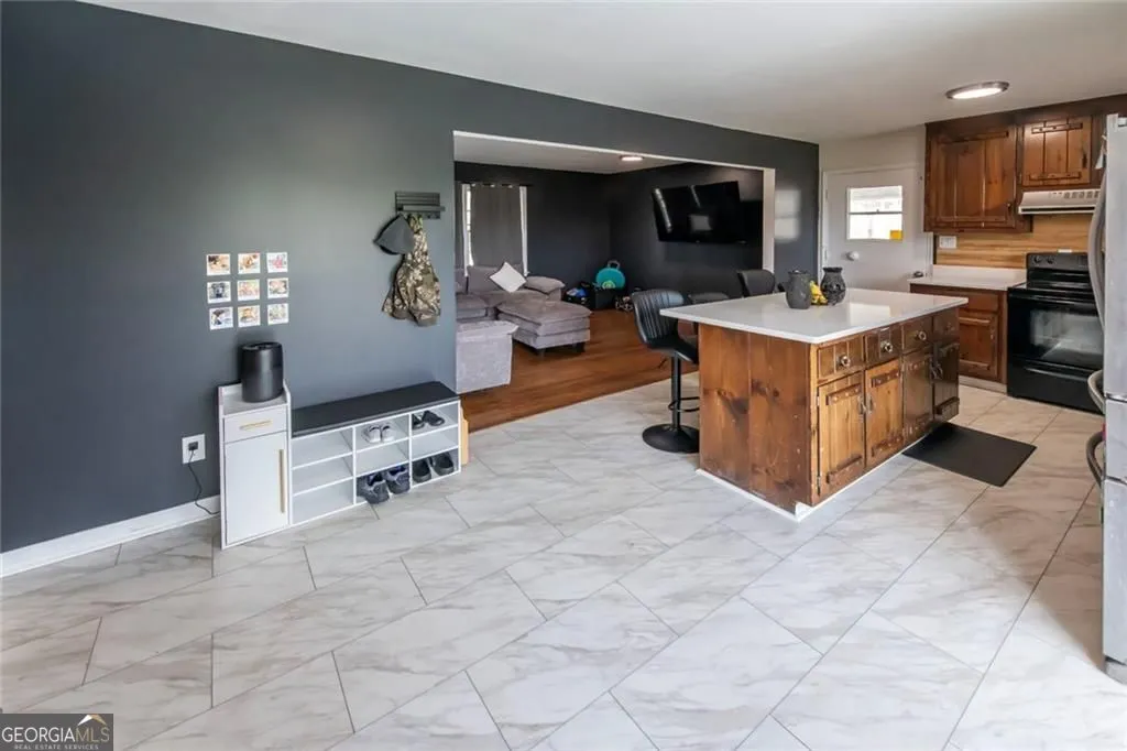 850 Briarwood Trl — photo 5 of 36