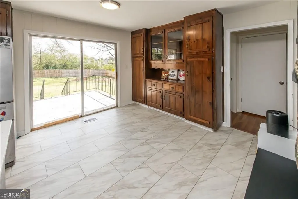 850 Briarwood Trl — photo 6 of 36