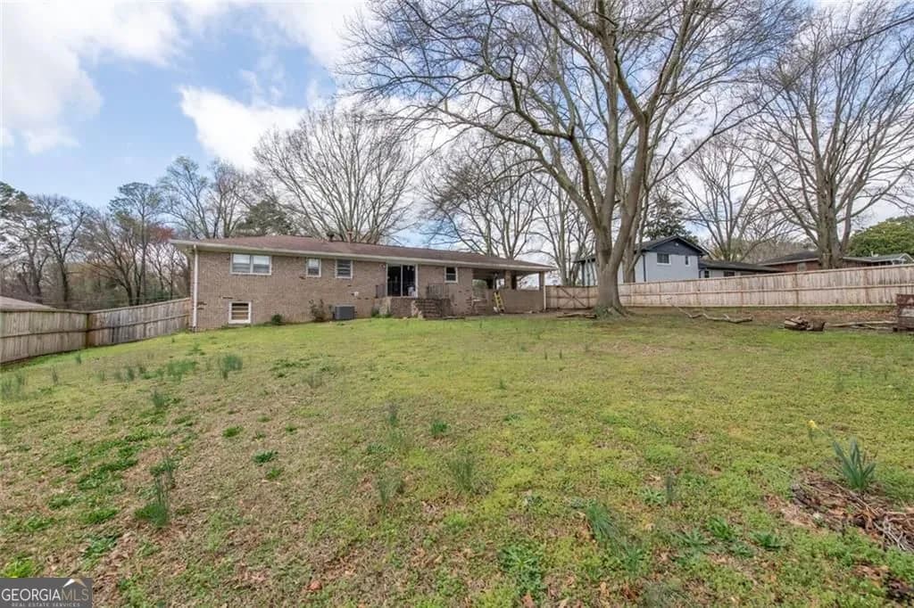 850 Briarwood Trl — photo 2 of 36