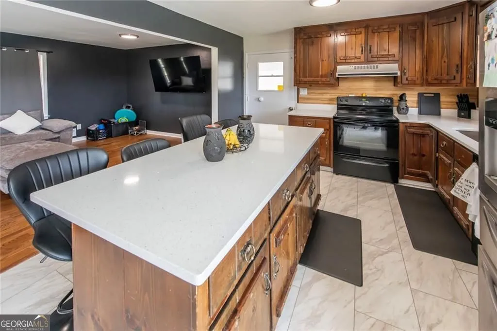 850 Briarwood Trl — photo 4 of 36