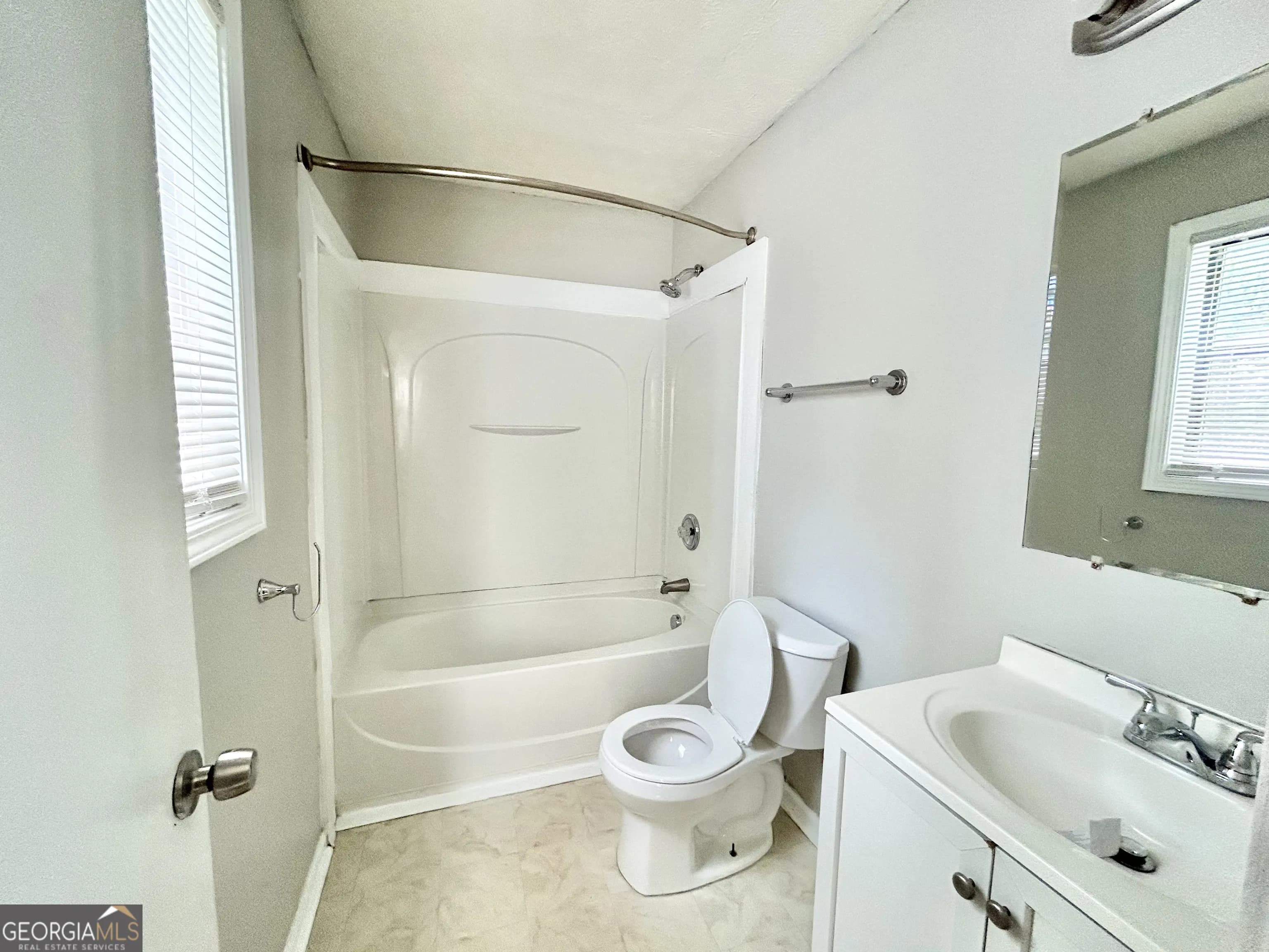 5955 Sutton Pl — photo 14 of 14