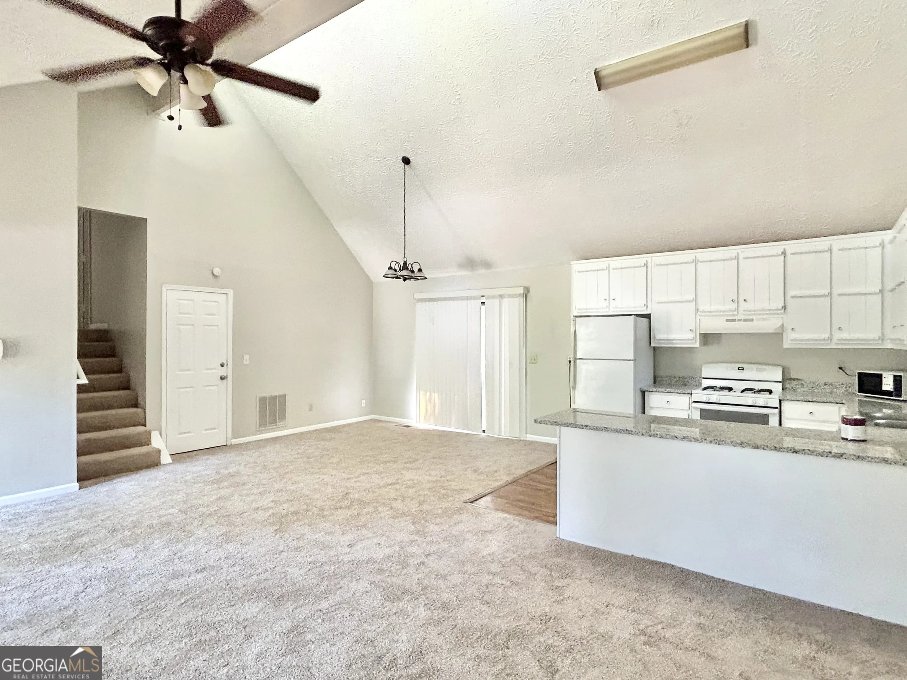 5955 Sutton Pl — photo 9 of 14