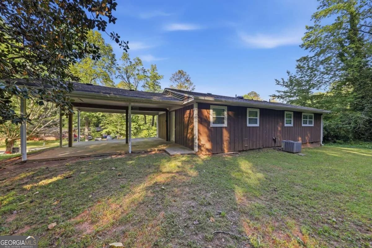 2322 Chestnut Log Loop — photo 9 of 21