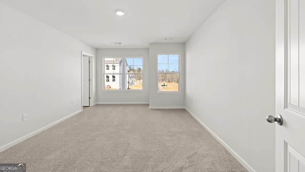 3728 Skylar Dr — photo 6 of 34