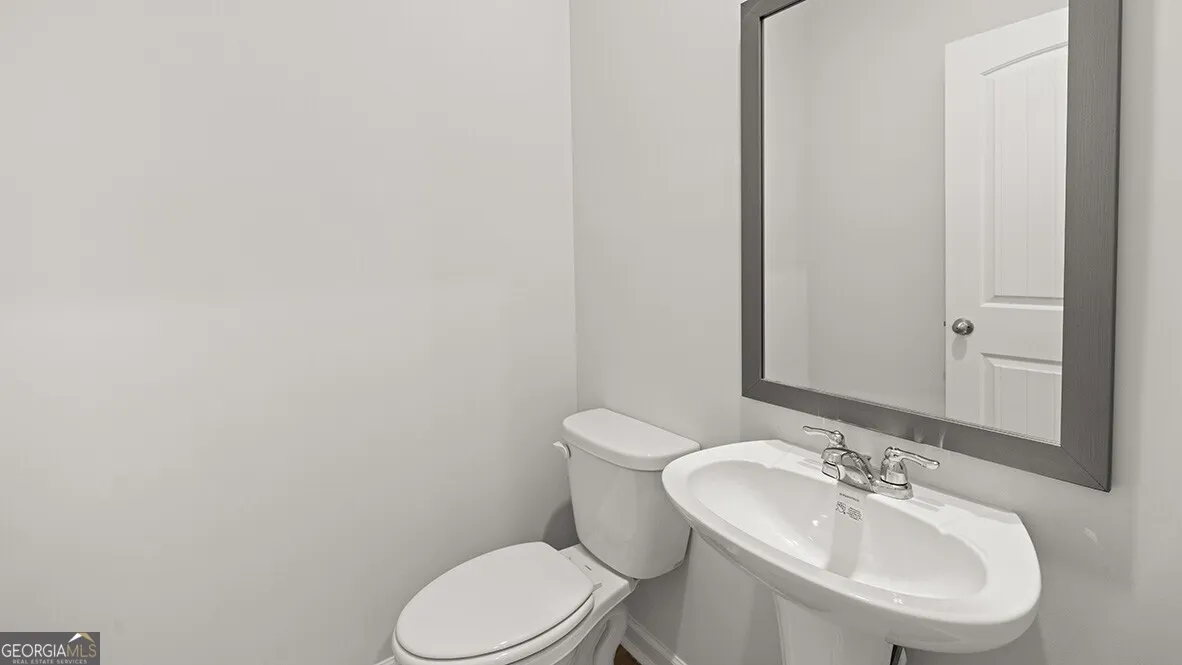 3728 Skylar Dr — photo 5 of 34