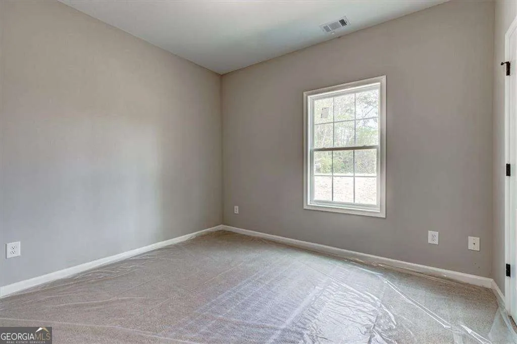 201 Loftis Rd — photo 5 of 14