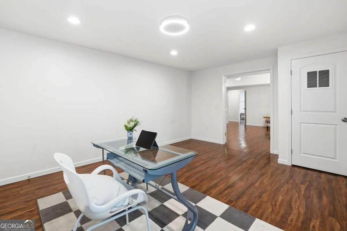 9930 Barnsbury Rd — photo 53 of 76