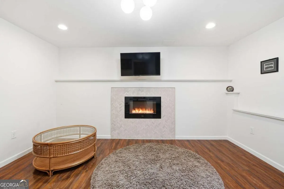 9930 Barnsbury Rd — photo 45 of 76