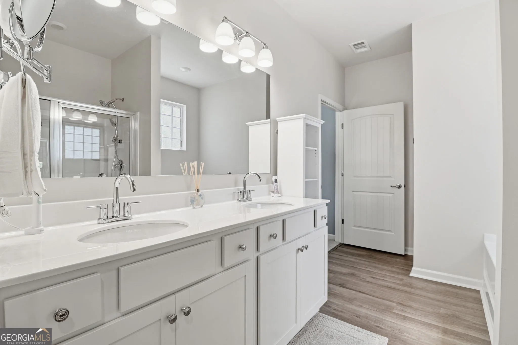 487 Majestic Oak Cir — photo 21 of 43