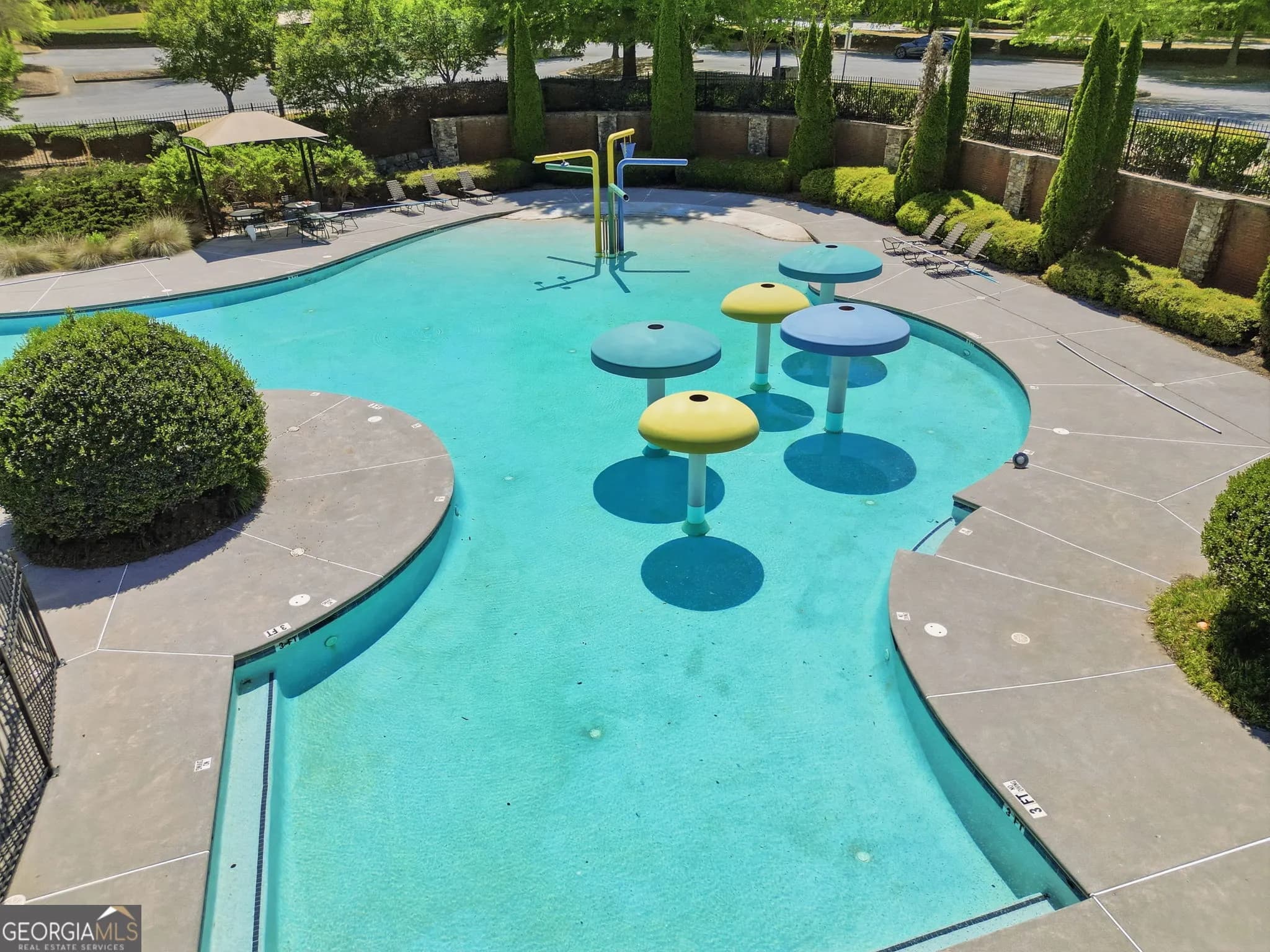 487 Majestic Oak Cir — photo 33 of 43