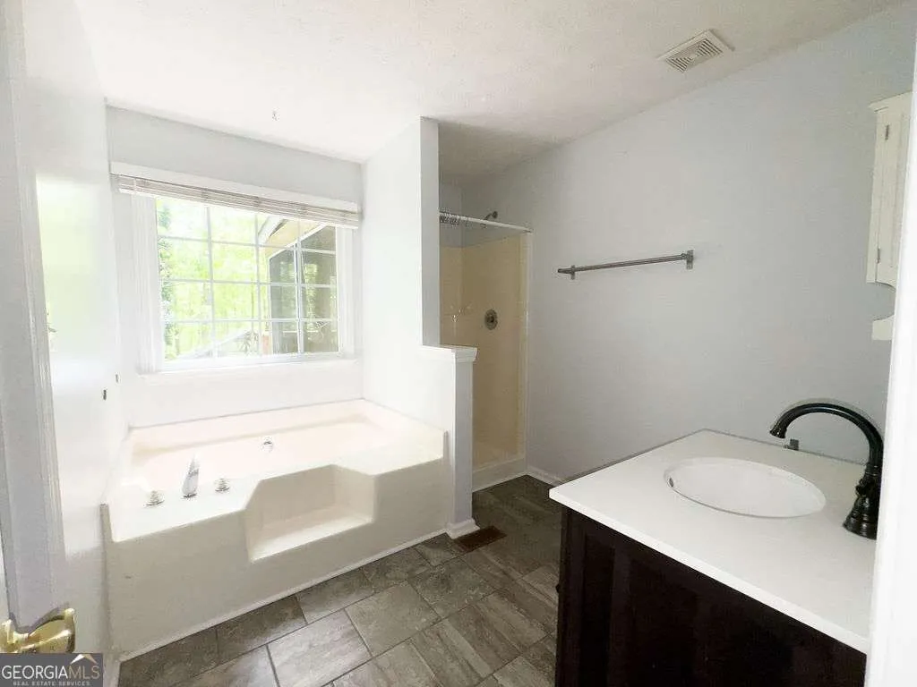 66 Stevenson Pt — photo 14 of 39
