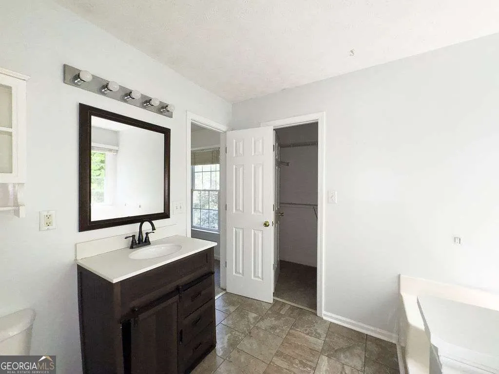 66 Stevenson Pt — photo 16 of 39