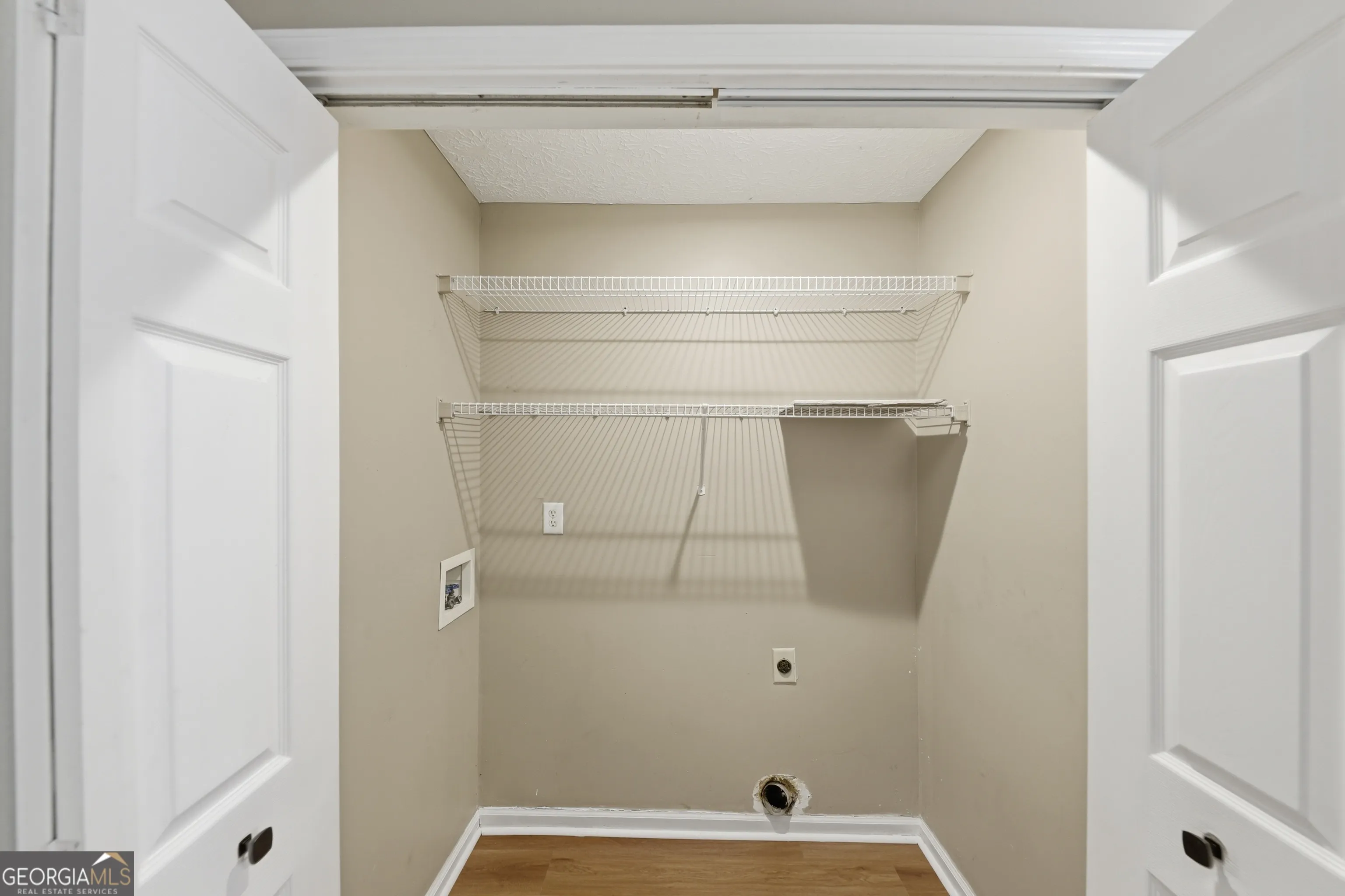 19 Kacey Ct — photo 5 of 39