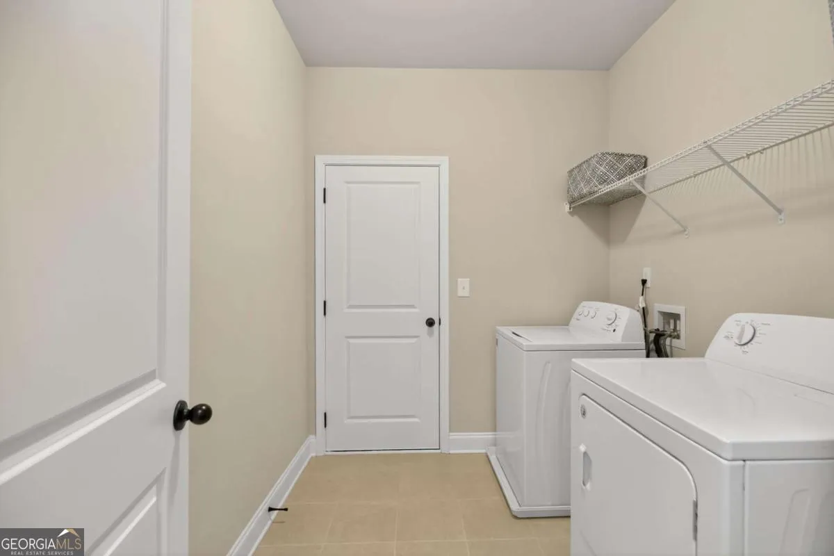 5473 Oconee Dr — photo 8 of 44