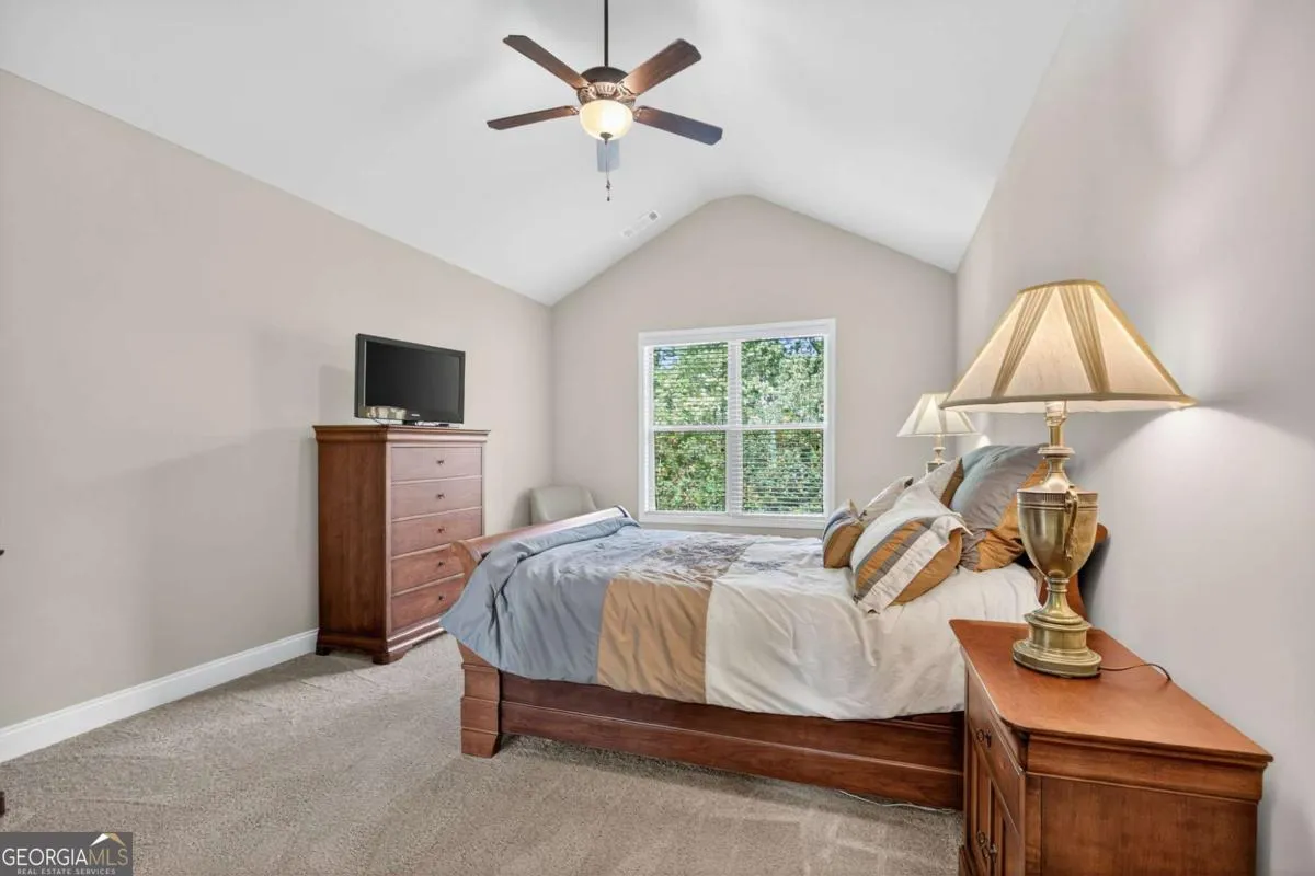 5473 Oconee Dr — photo 10 of 44