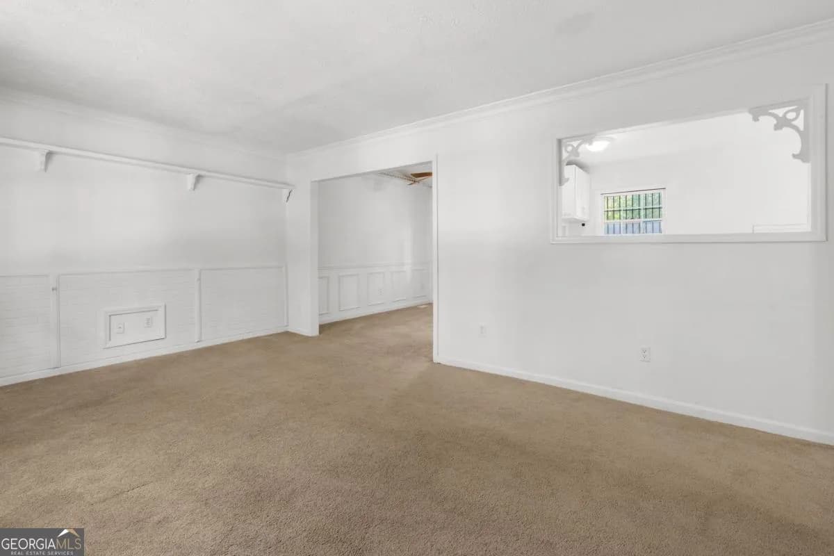 2159 Chestnut Log Dr — photo 16 of 22