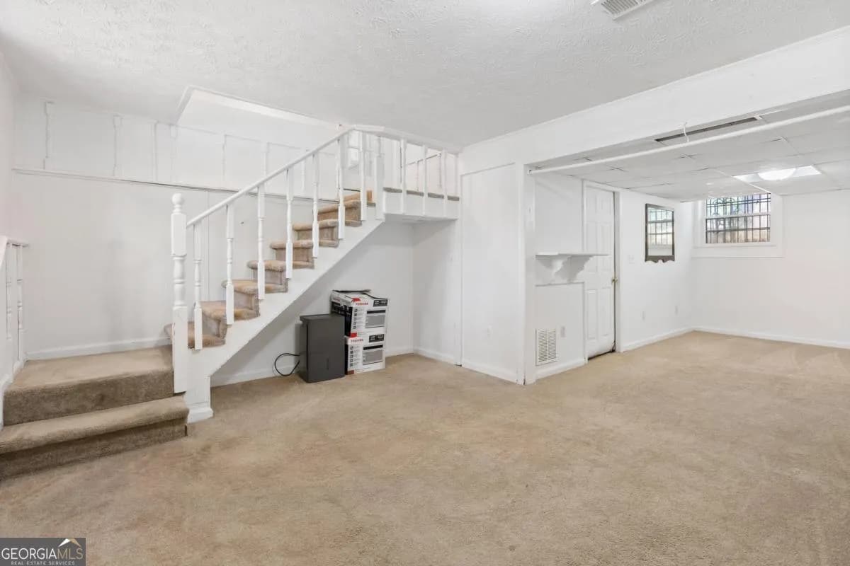 2159 Chestnut Log Dr — photo 9 of 22