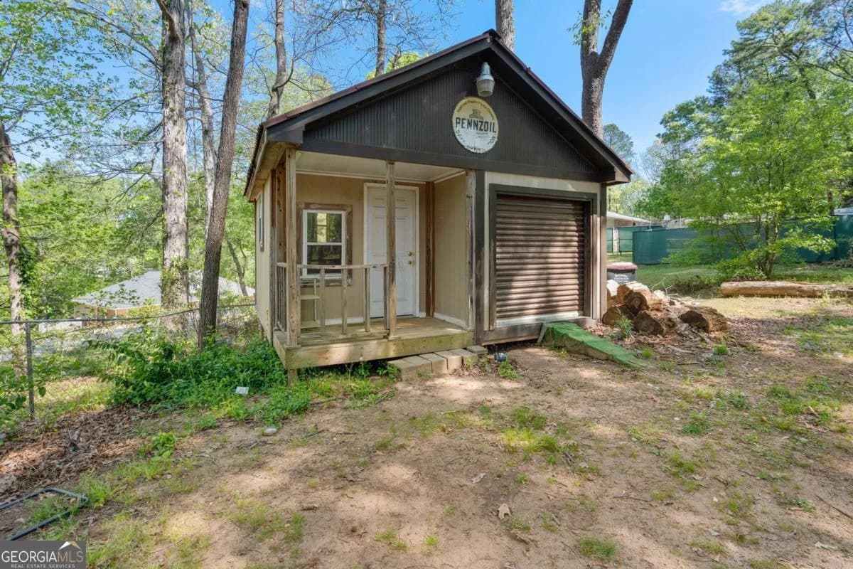 2159 Chestnut Log Dr — photo 14 of 22
