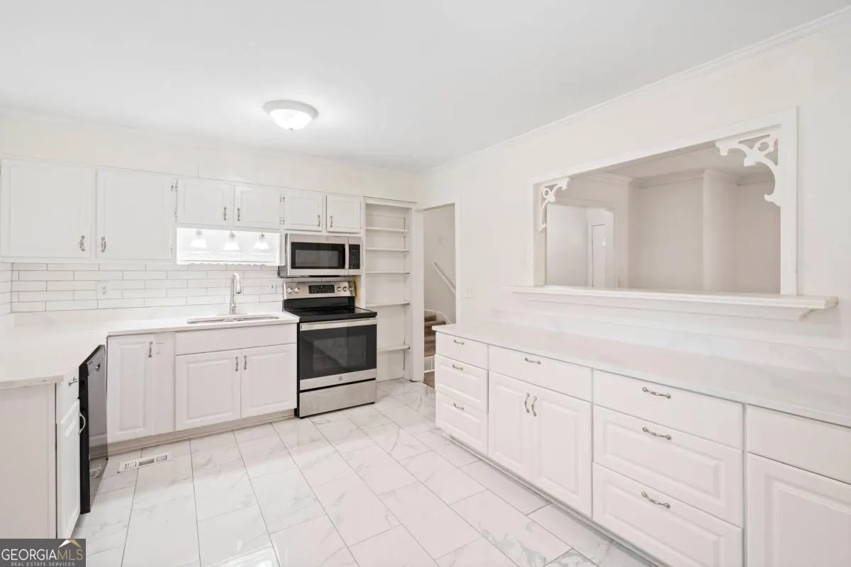 2159 Chestnut Log Dr — photo 18 of 22