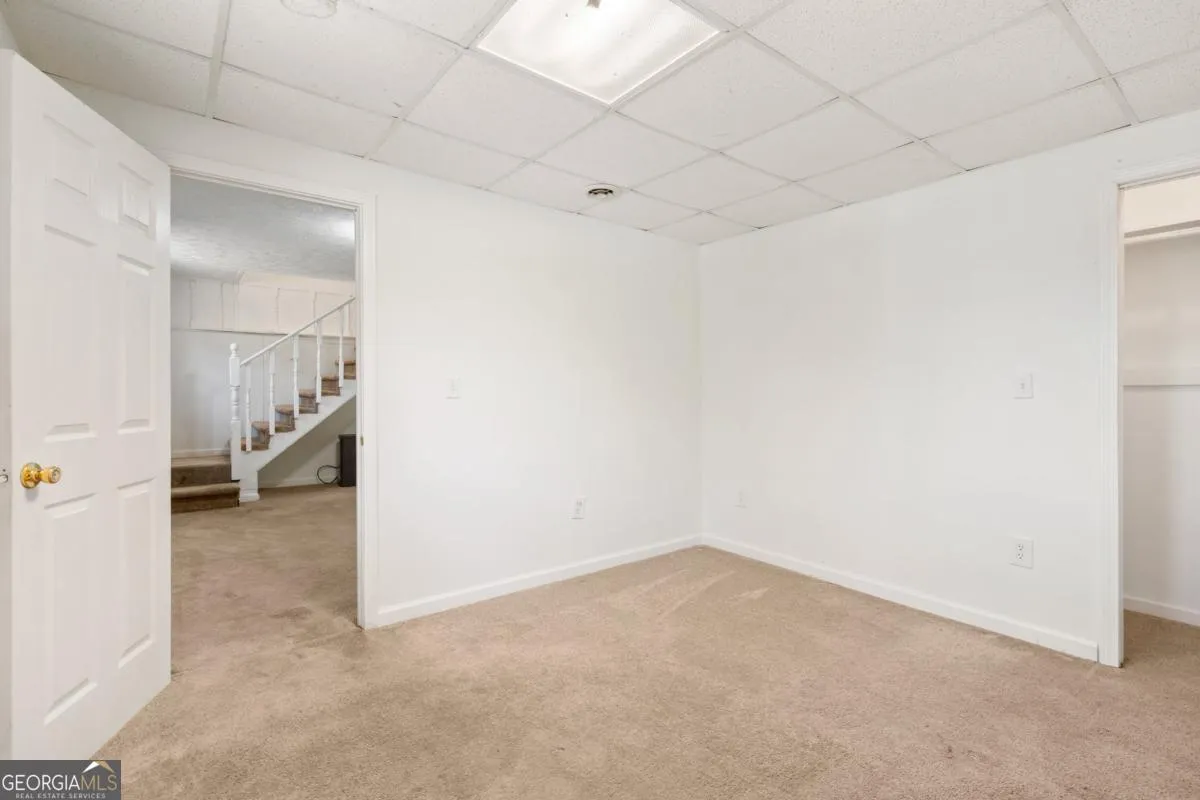 2159 Chestnut Log Dr — photo 10 of 22