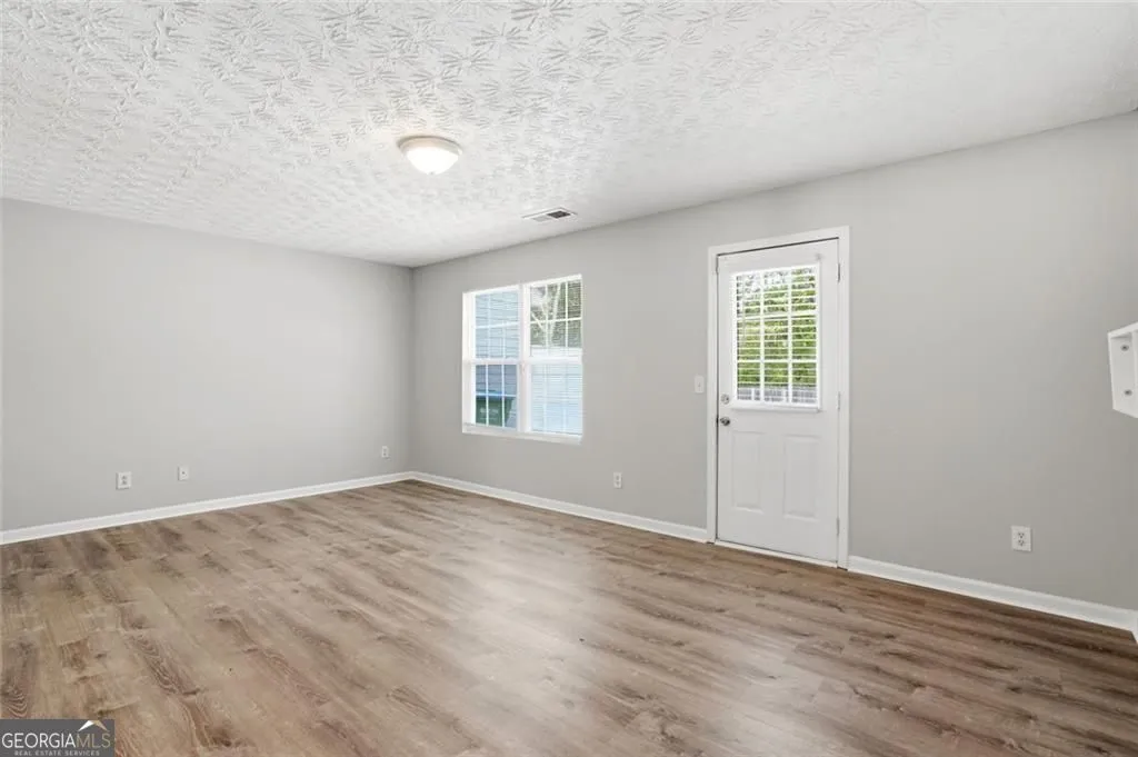 158 Meadowlark Pl — photo 3 of 25