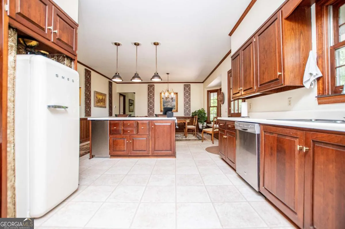 203 S Ole Hickory Trl — photo 14 of 100