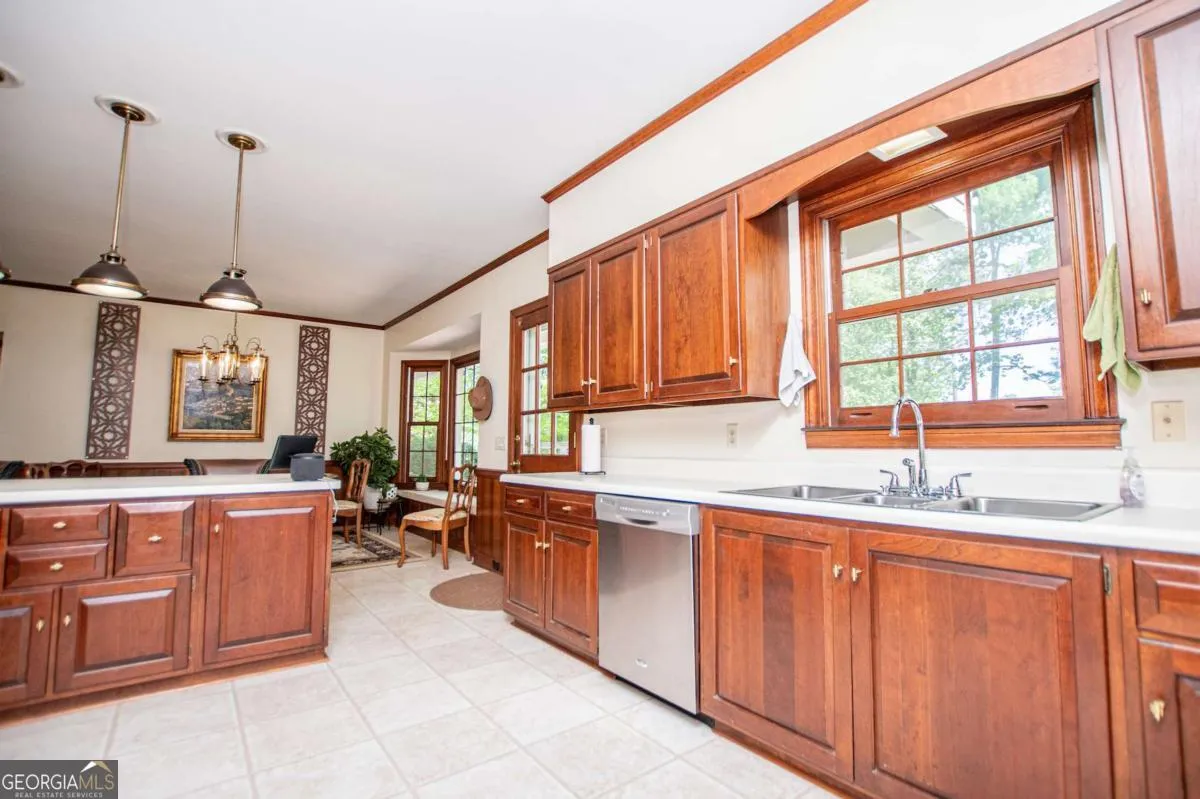 203 S Ole Hickory Trl — photo 12 of 100