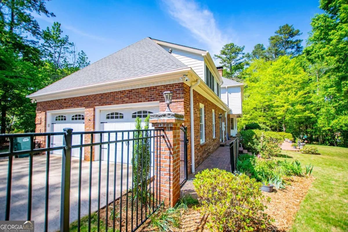 203 S Ole Hickory Trl — photo 94 of 100