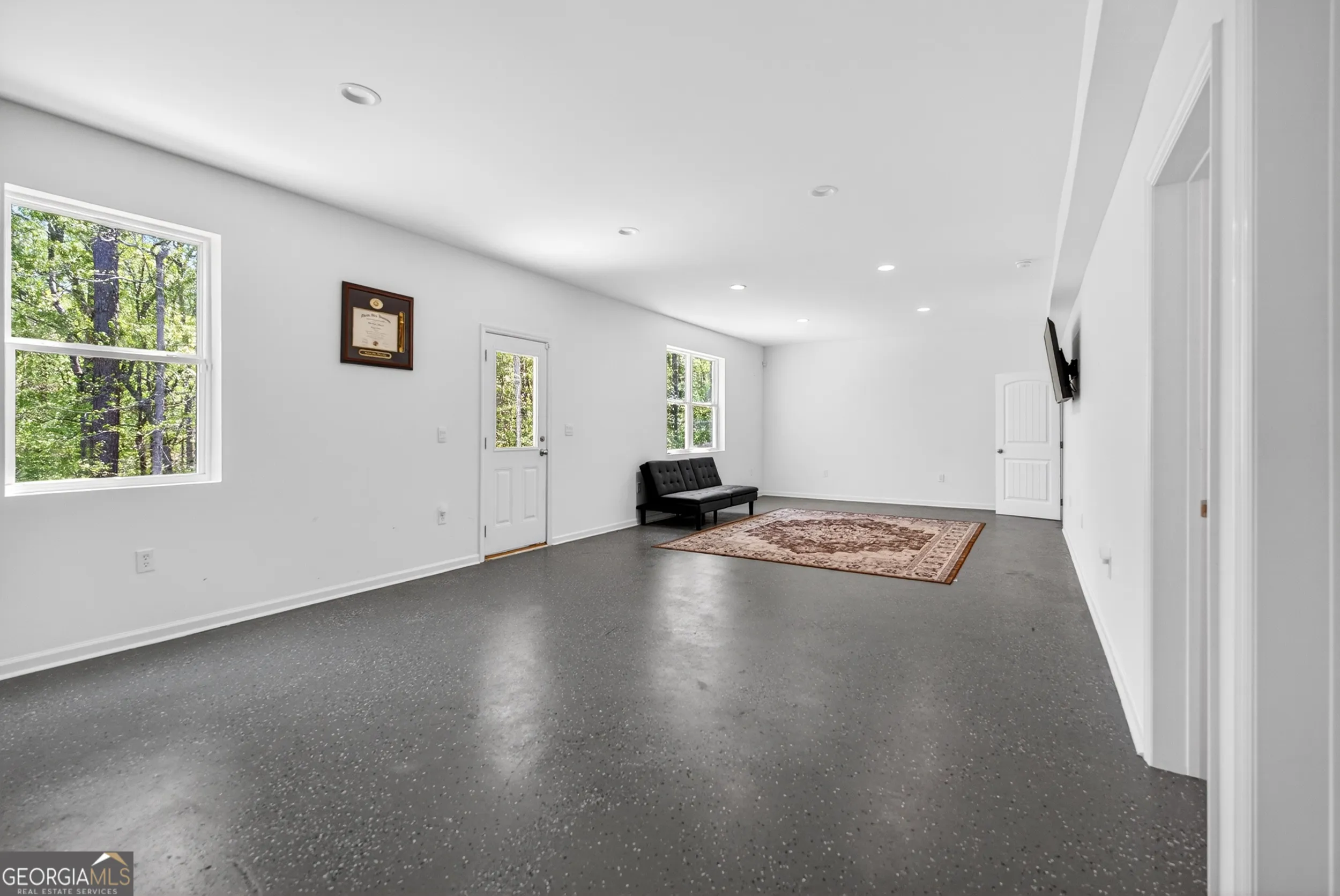312 Deer Run Dr — photo 27 of 40