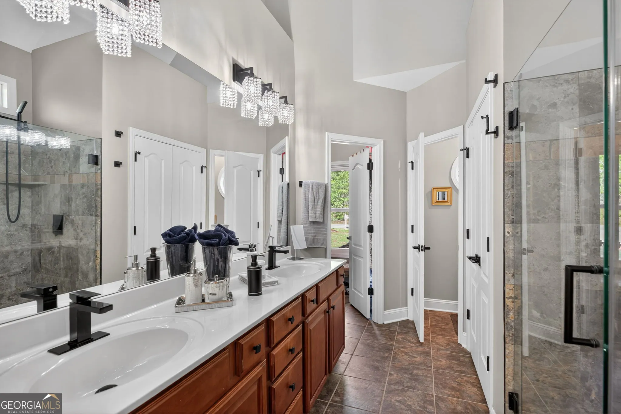5364 Britton Dr — photo 5 of 34