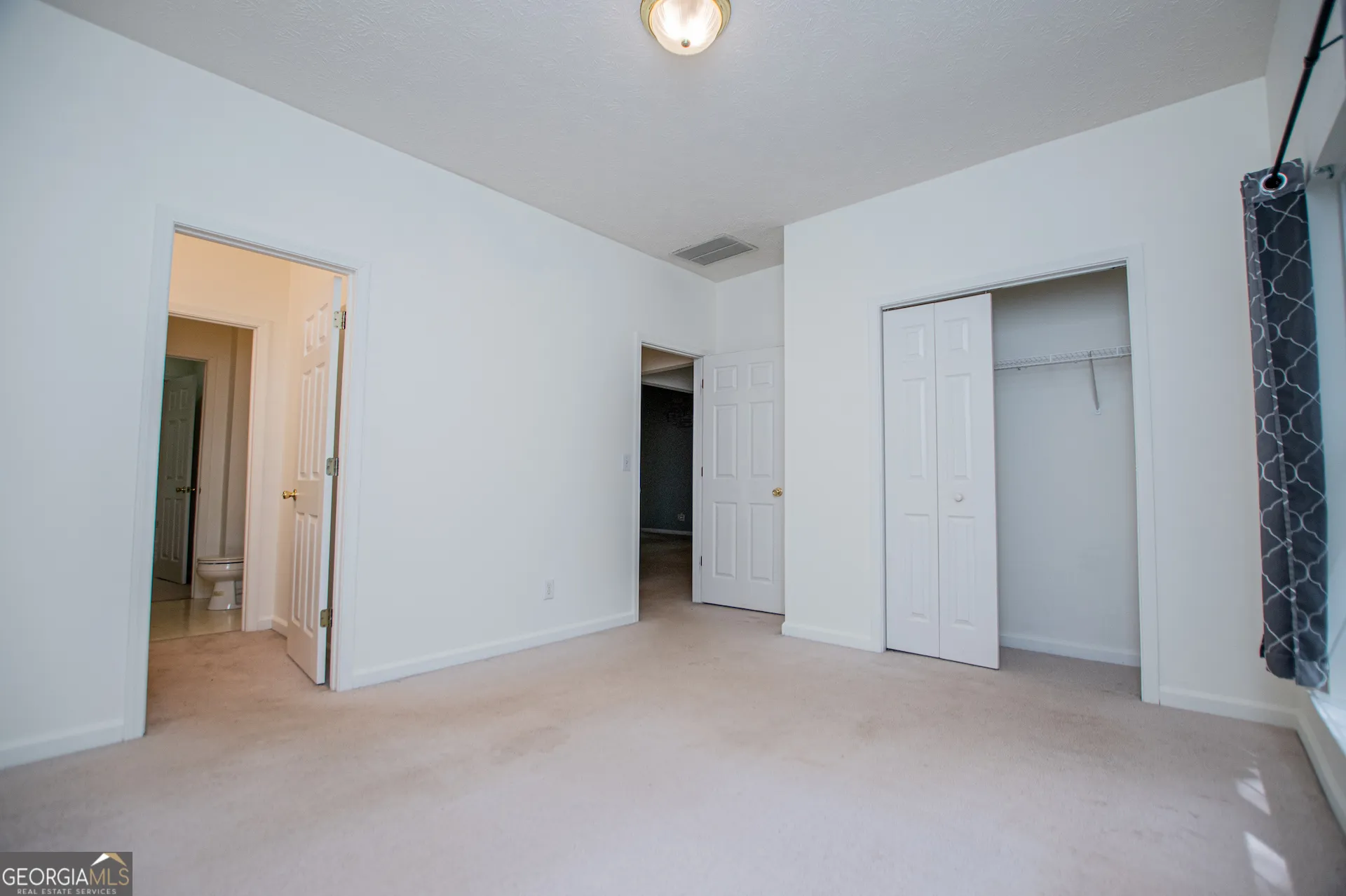 4765 Liberty Rd — photo 25 of 58