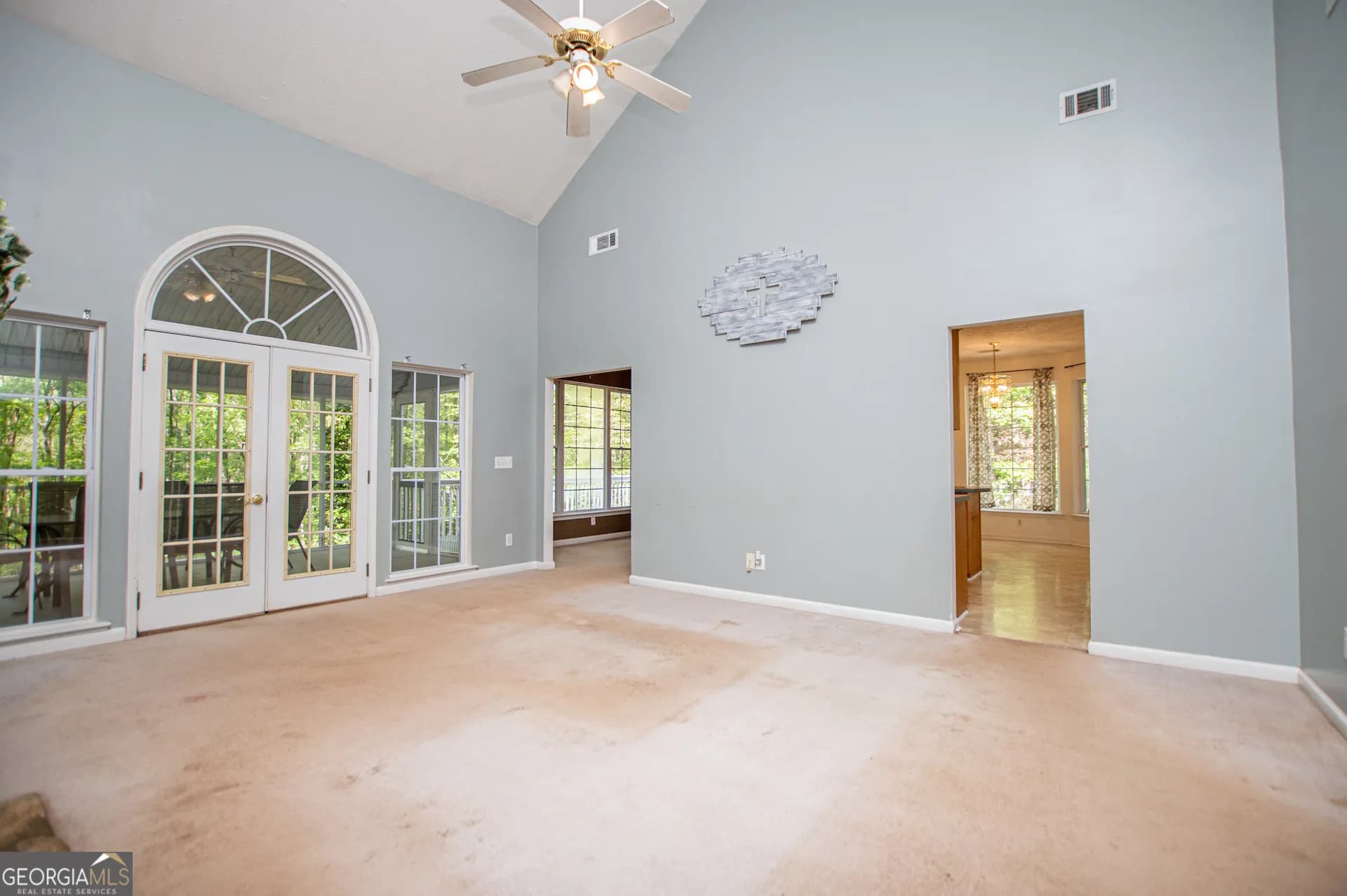 4765 Liberty Rd — photo 3 of 58