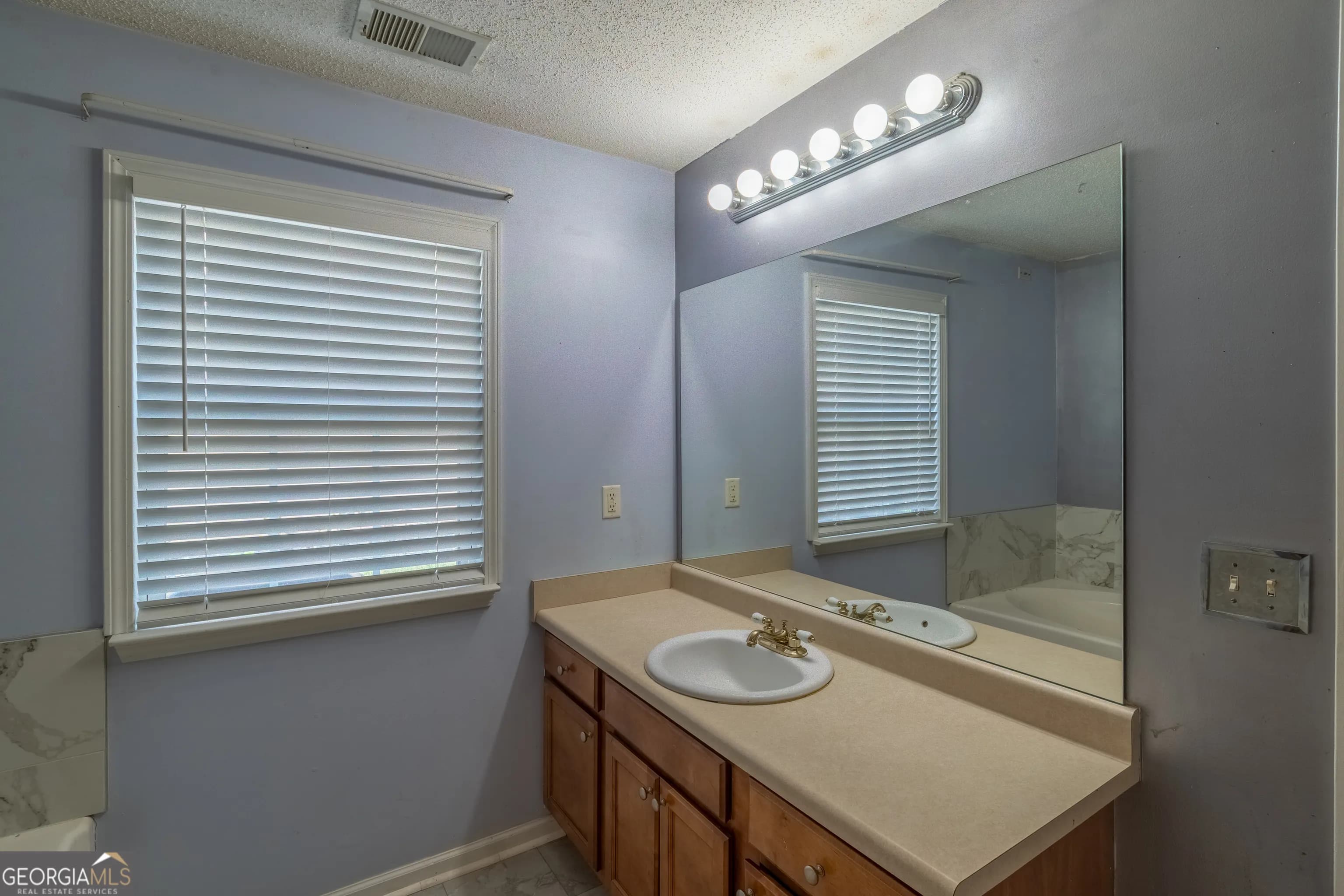 253 Augusta Woods Dr — photo 10 of 47