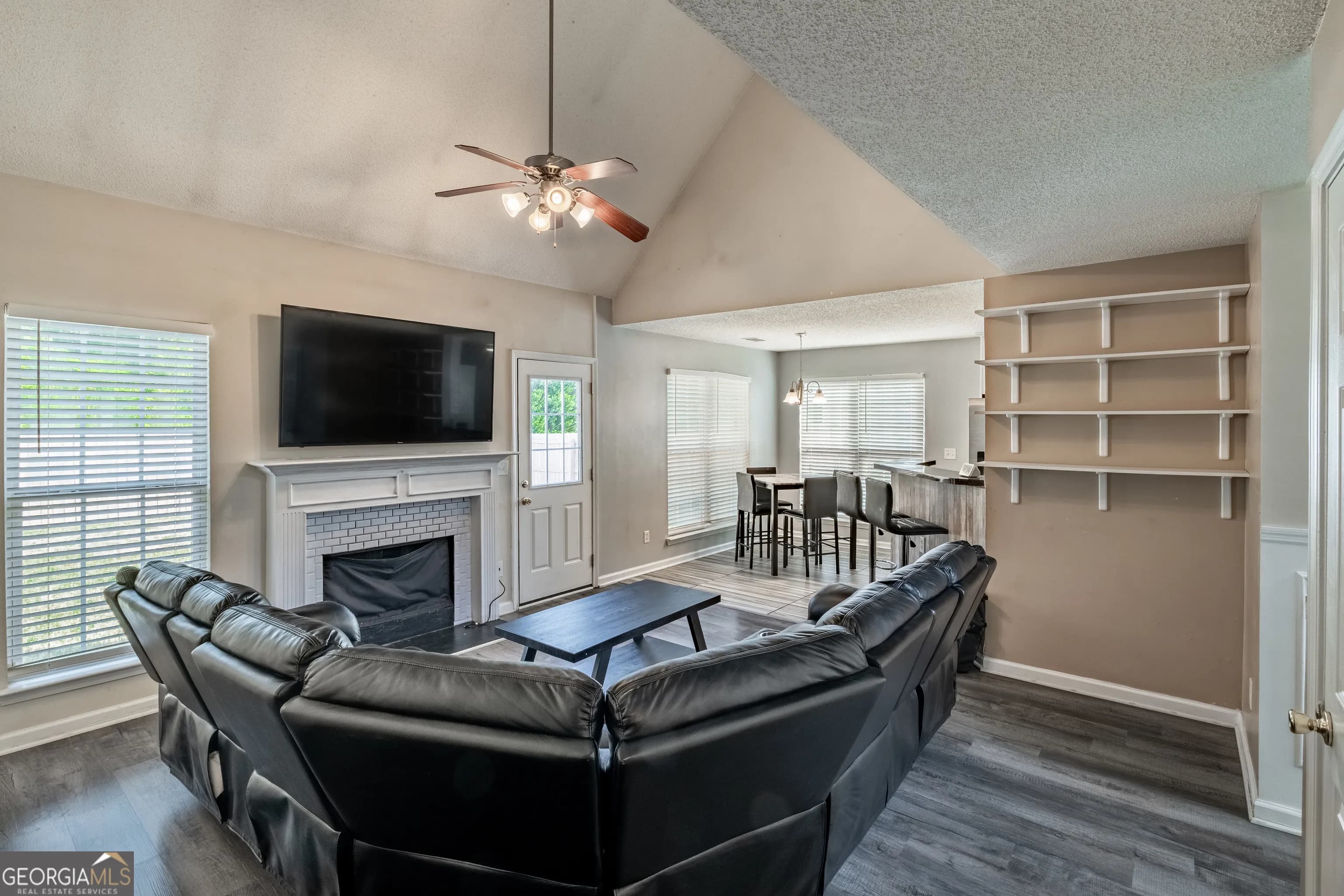 253 Augusta Woods Dr — photo 13 of 47
