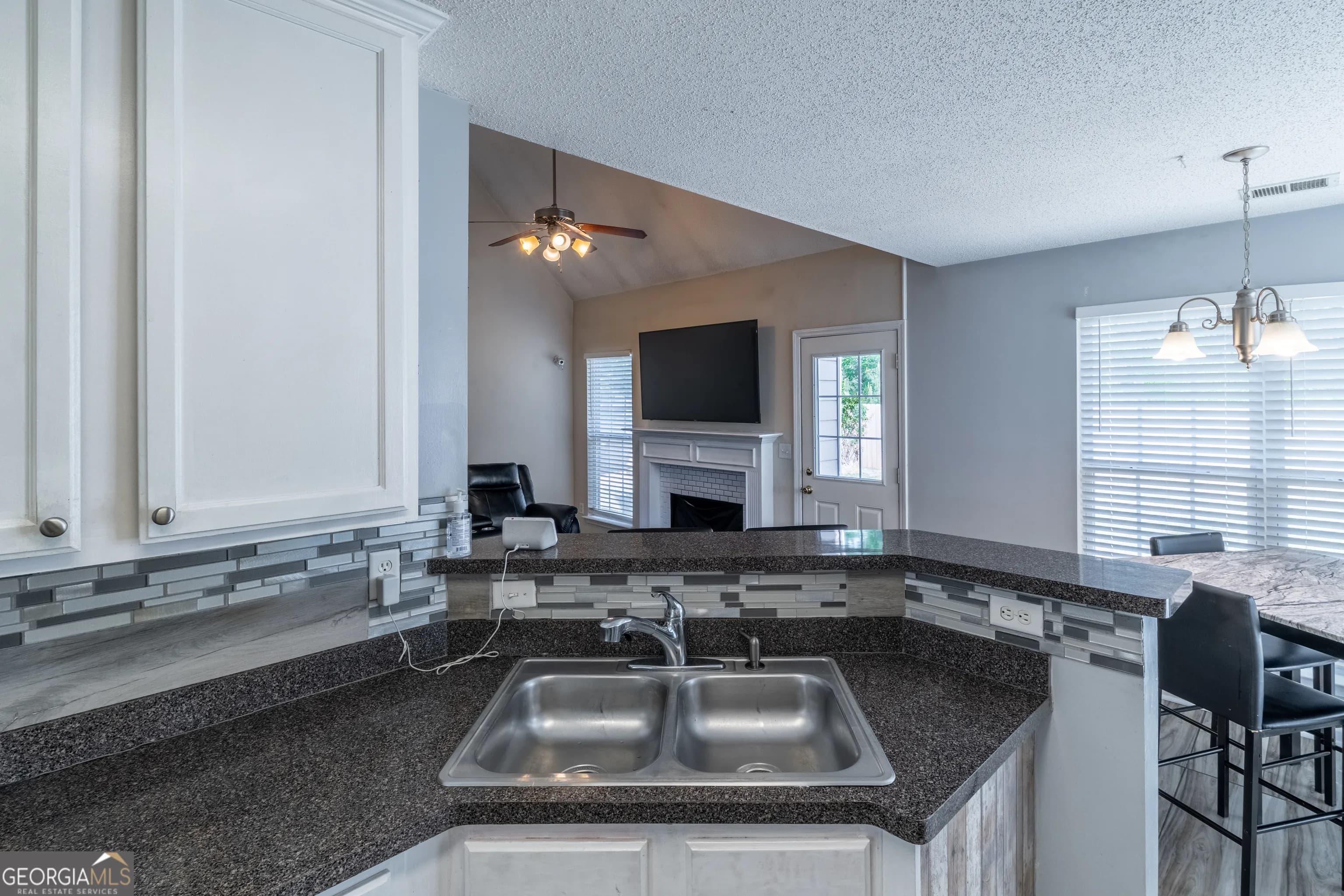 253 Augusta Woods Dr — photo 3 of 47