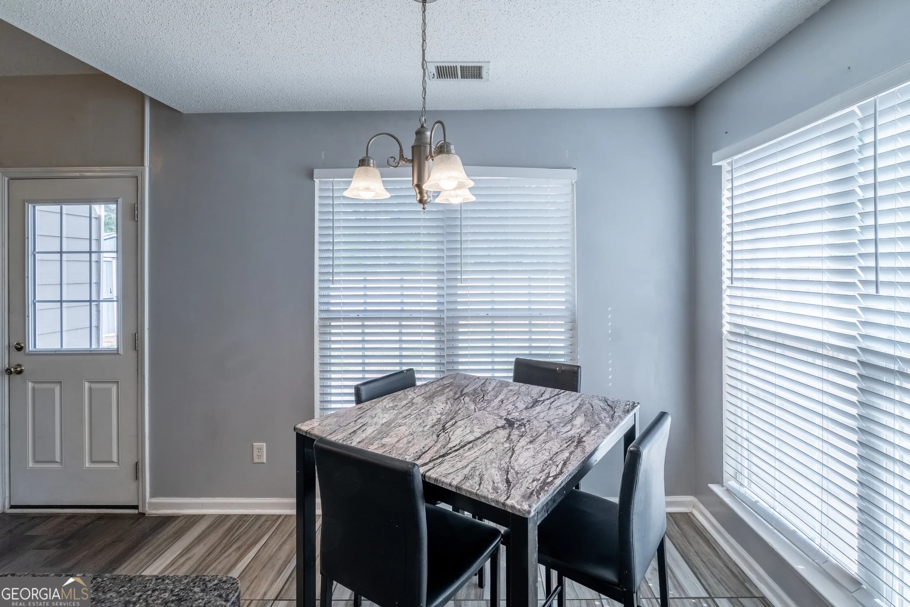 253 Augusta Woods Dr — photo 4 of 47