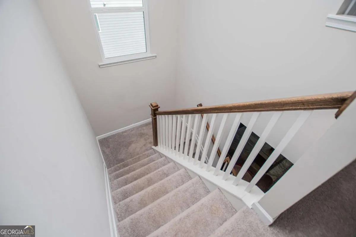 512 Silver Leaf Pkwy — photo 14 of 47