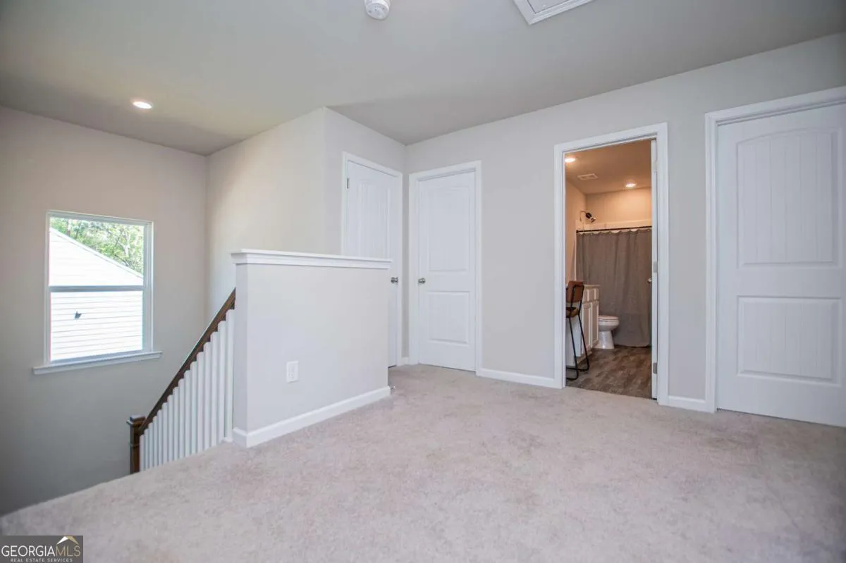 512 Silver Leaf Pkwy — photo 15 of 47