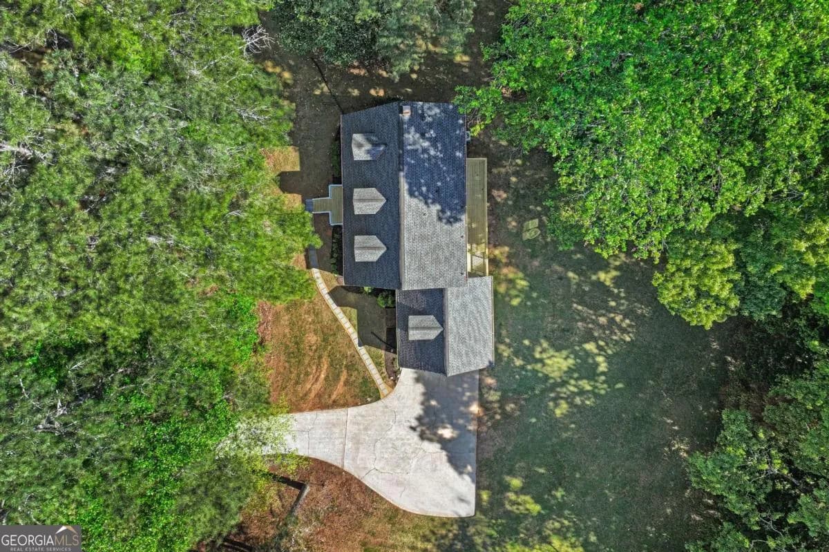 4089 Hickory Nut Dr — photo 28 of 33