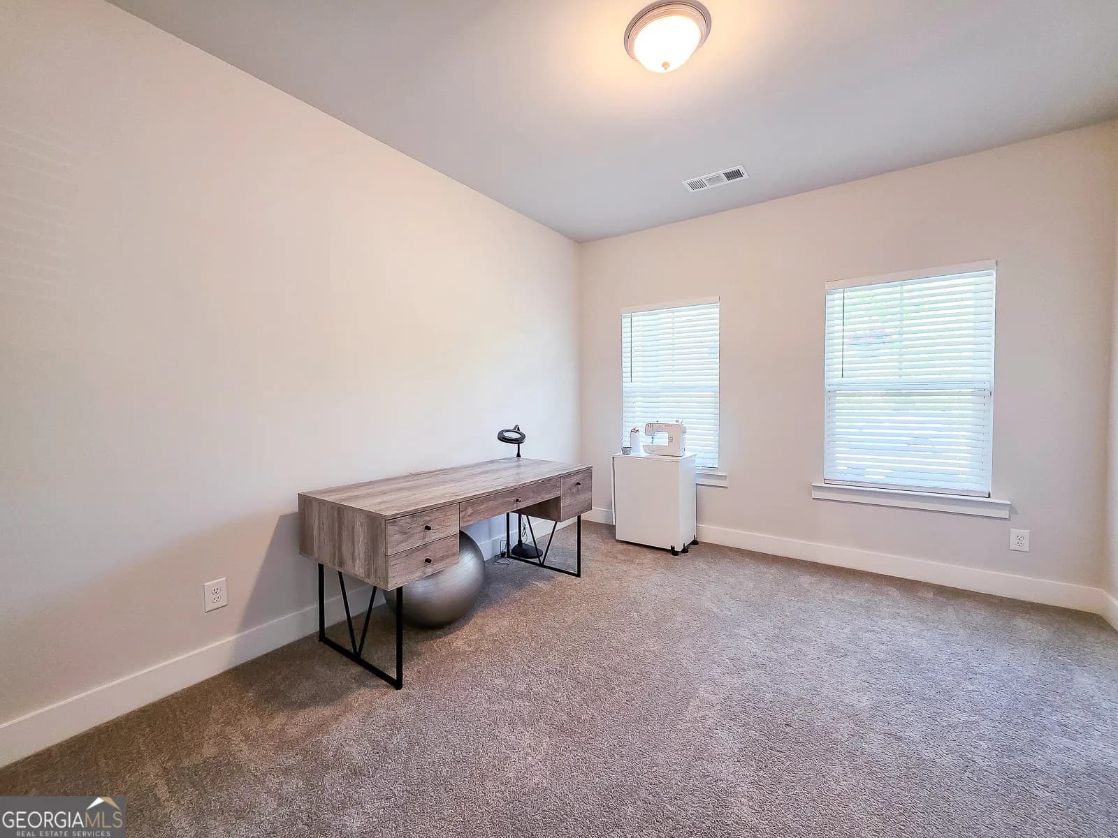 295 Crestbrook Ln — photo 16 of 31