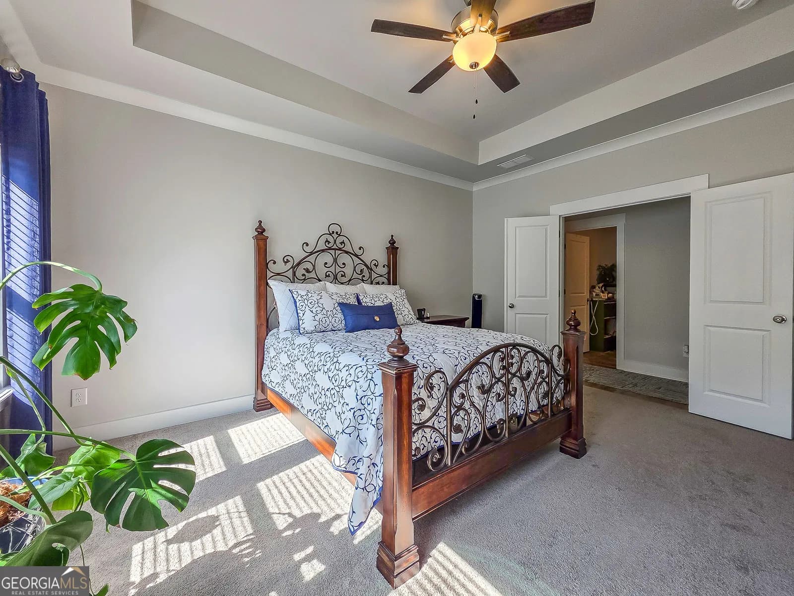 295 Crestbrook Ln — photo 9 of 31