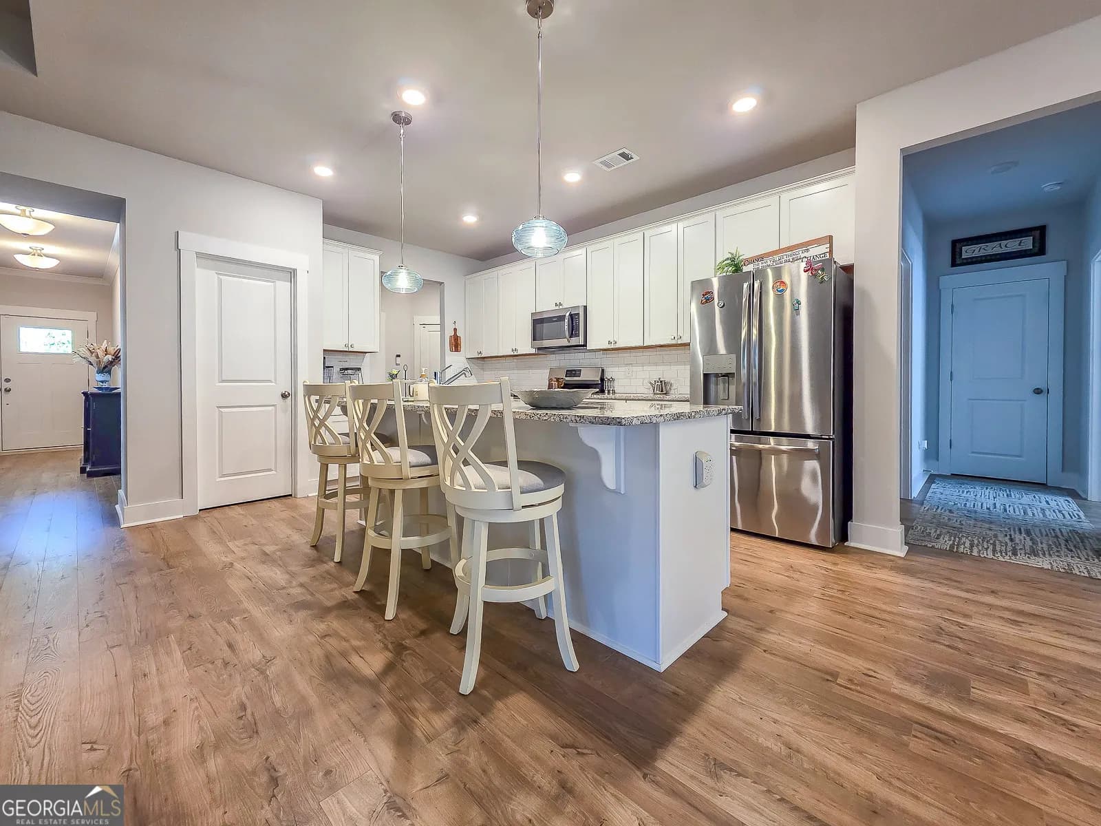 295 Crestbrook Ln — photo 7 of 31
