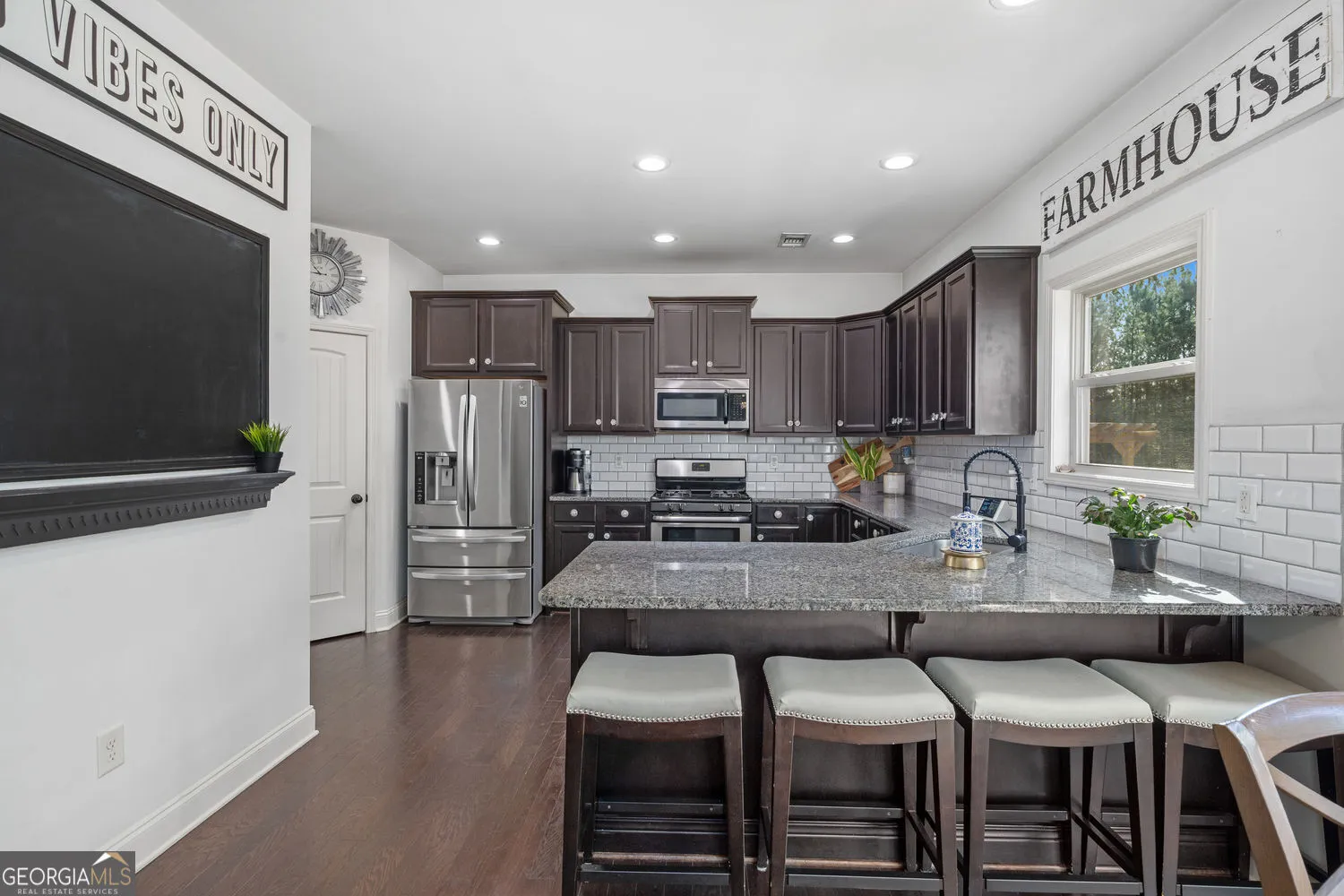 355 Fieldstone Ln — photo 22 of 25