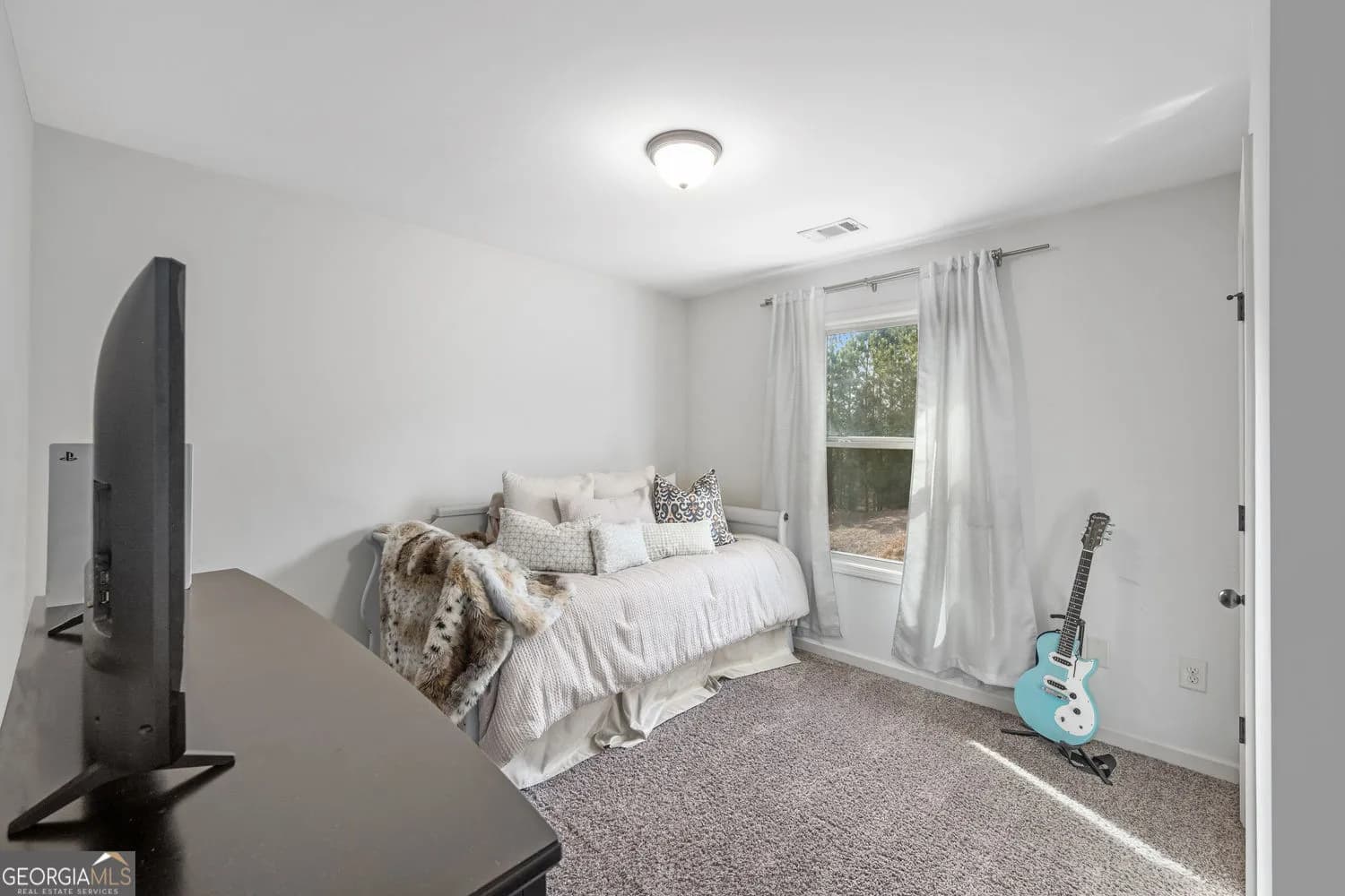 355 Fieldstone Ln — photo 16 of 25
