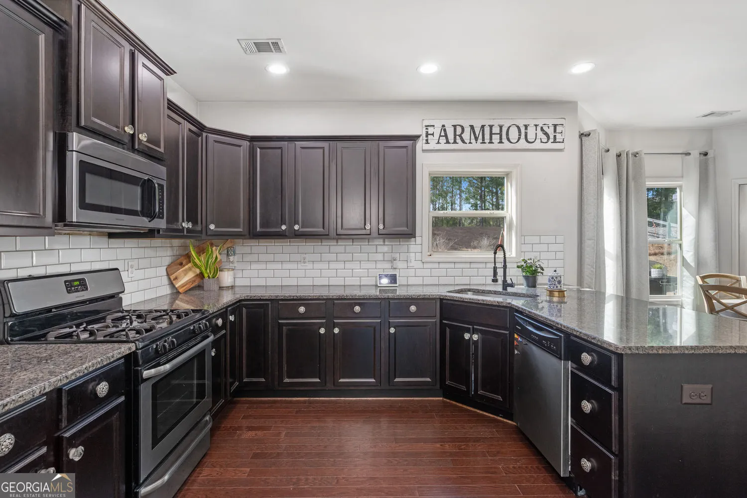 355 Fieldstone Ln — photo 24 of 25
