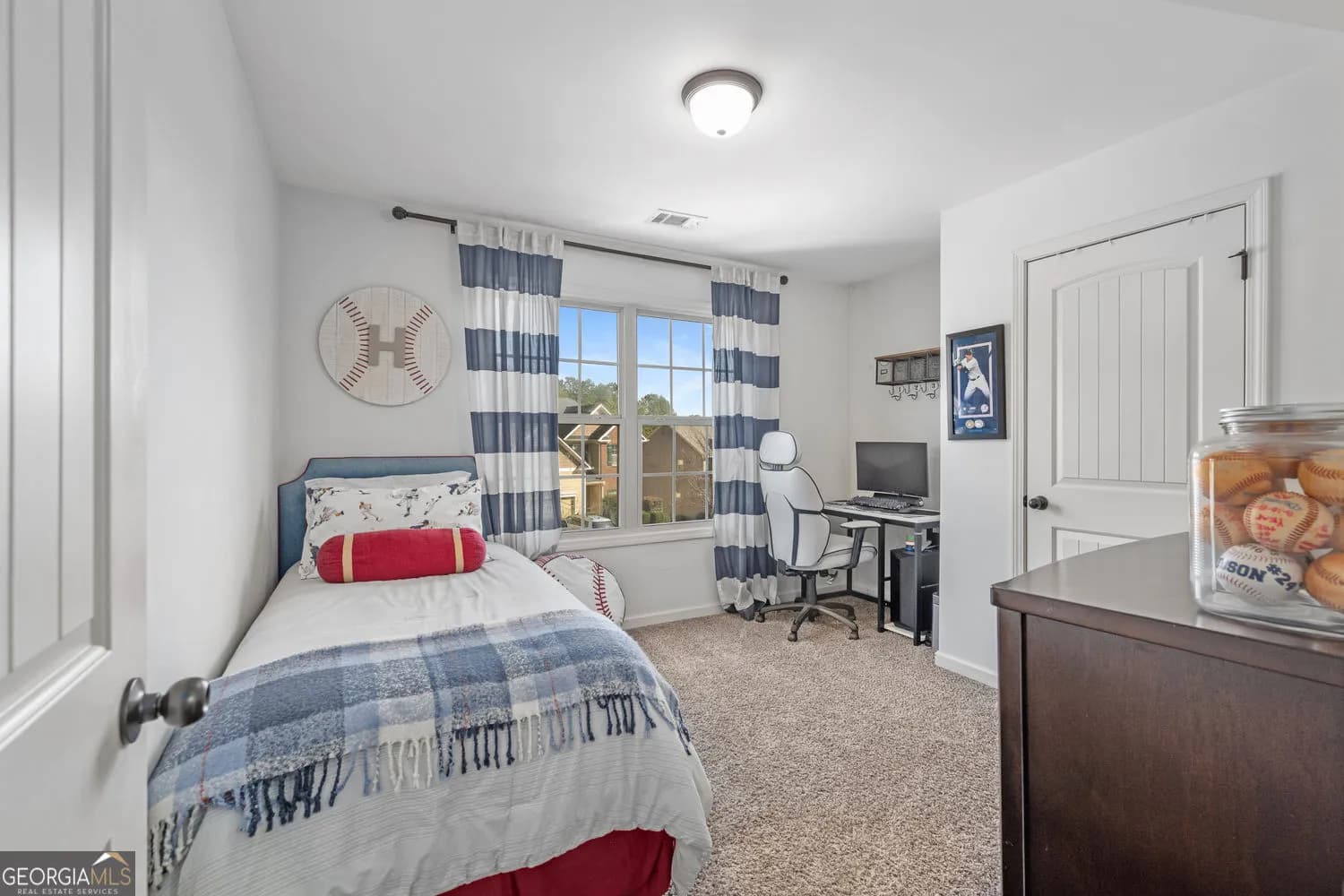355 Fieldstone Ln — photo 14 of 25