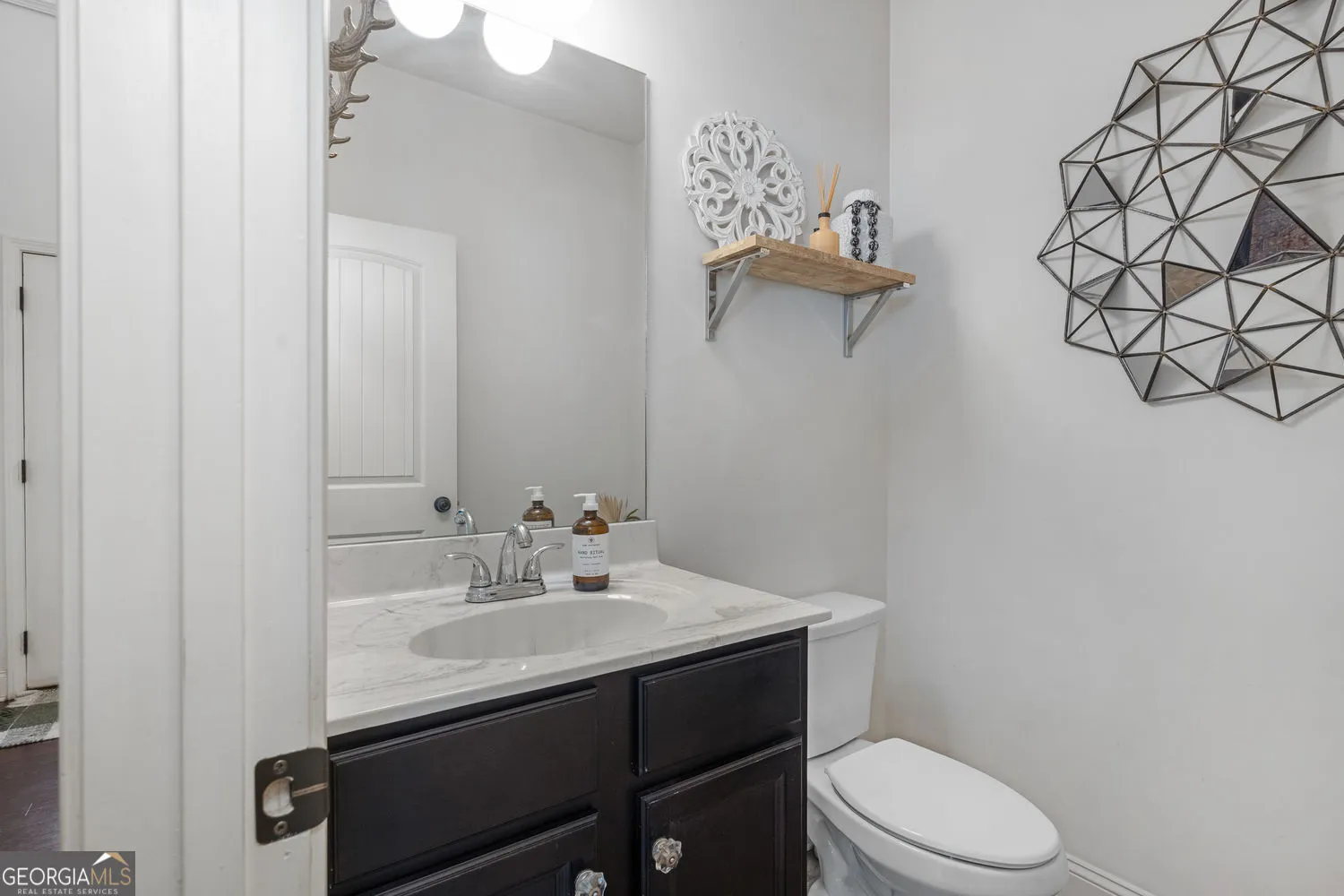 355 Fieldstone Ln — photo 6 of 25